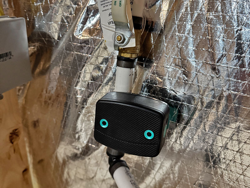 Clamp LeakBot to the pipe